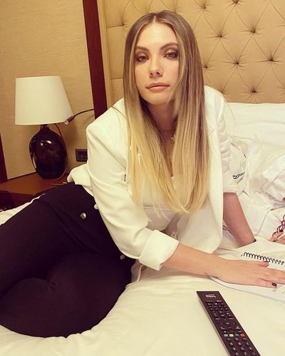 Eda Ece seksi ifşa fotoğrafı 224