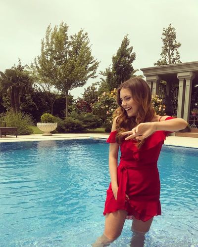 Eda Ece seksi ifşa fotoğrafı 235