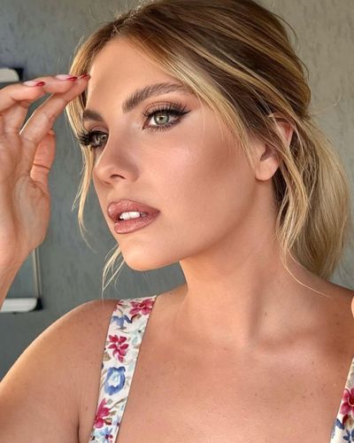 Eda Ece seksi ifşa fotoğrafı 26