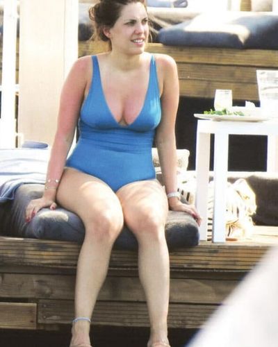 Eda Ece seksi ifşa fotoğrafı 291