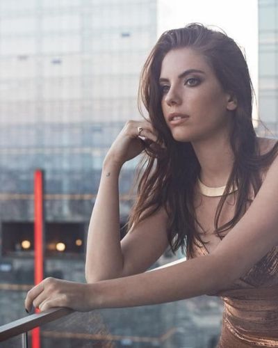 Eda Ece seksi ifşa fotoğrafı 345