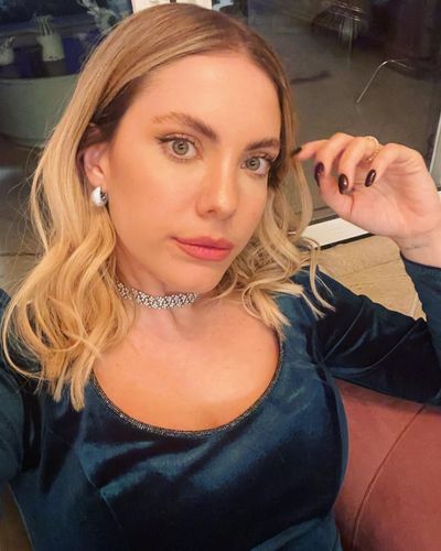 Eda Ece seksi ifşa fotoğrafı 57
