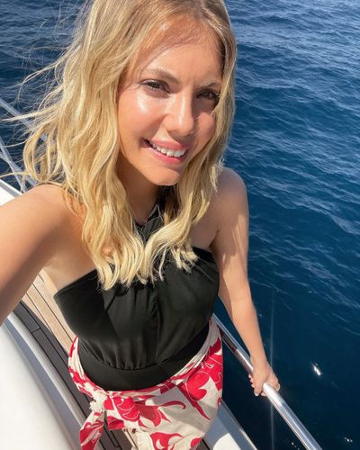 Eda Ece seksi ifşa fotoğrafı 89