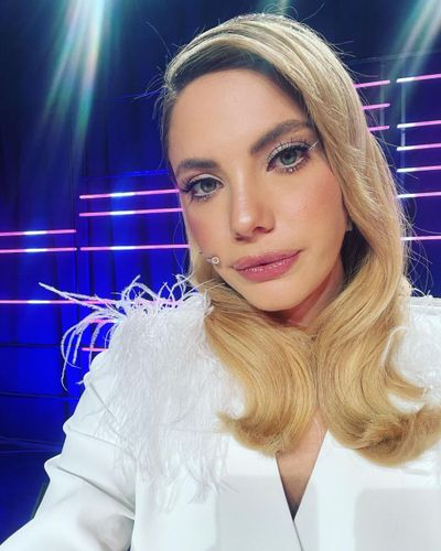 Eda Ece seksi ifşa fotoğrafı 93