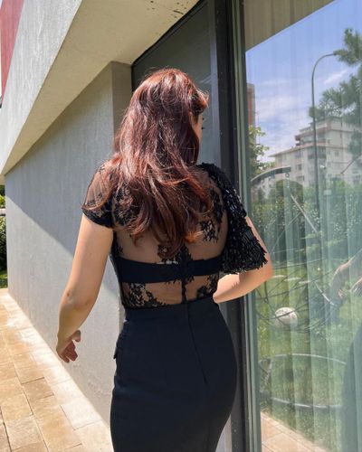 Esra Bilgiç seksi ifşa fotoğrafı 117