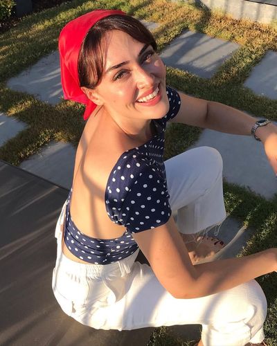 Esra Bilgiç seksi ifşa fotoğrafı 125
