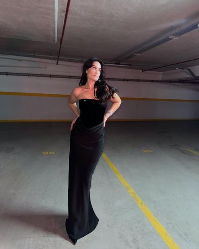 Esra Bilgiç seksi ifşa fotoğrafı 168