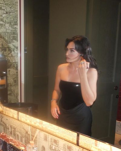 Esra Bilgiç seksi ifşa fotoğrafı 18