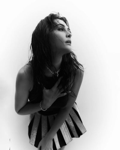 Esra Bilgiç seksi ifşa fotoğrafı 192