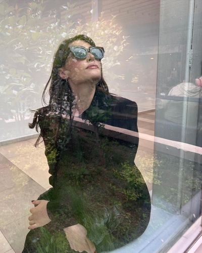 Esra Bilgiç seksi ifşa fotoğrafı 221