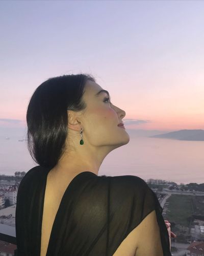 Esra Bilgiç seksi ifşa fotoğrafı 238
