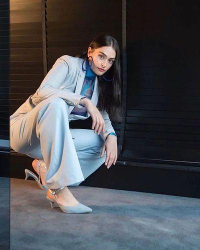 Esra Bilgiç seksi ifşa fotoğrafı 243
