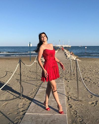 Esra Bilgiç seksi ifşa fotoğrafı 256