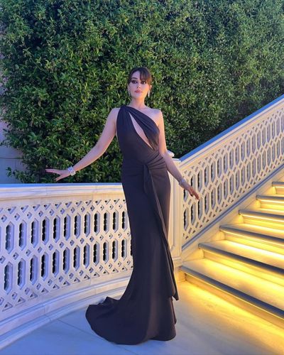 Esra Bilgiç seksi ifşa fotoğrafı 278