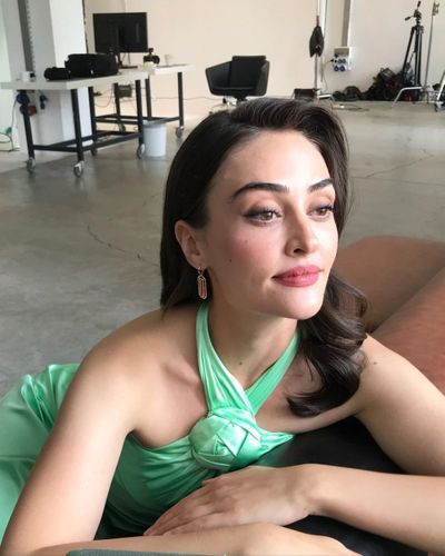 Esra Bilgiç seksi ifşa fotoğrafı 307