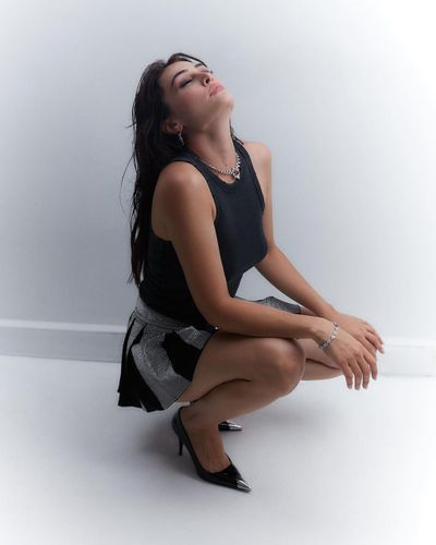 Esra Bilgiç seksi ifşa fotoğrafı 315