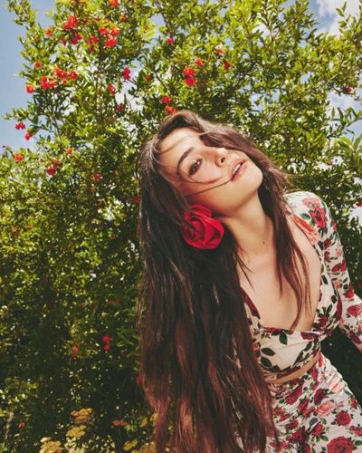 Esra Bilgiç seksi ifşa fotoğrafı 408