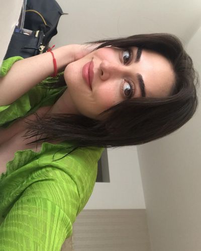 Esra Bilgiç seksi ifşa fotoğrafı 435