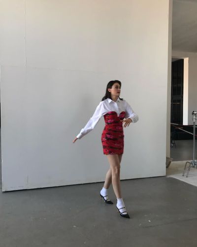 Esra Bilgiç seksi ifşa fotoğrafı 457