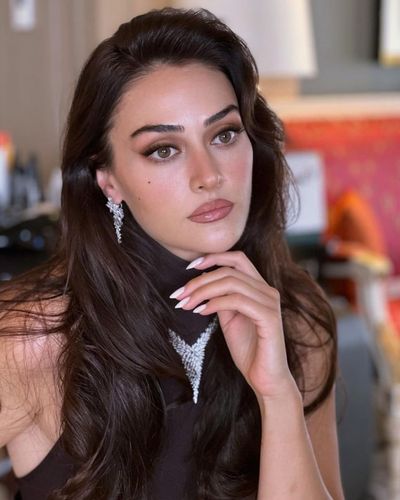 Esra Bilgiç seksi ifşa fotoğrafı 45
