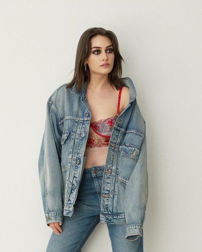 Esra Bilgiç seksi ifşa fotoğrafı 500