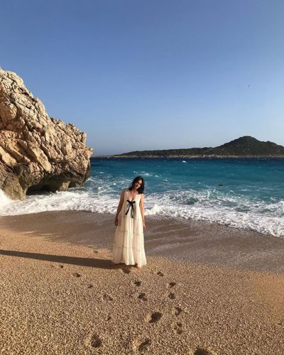 Esra Bilgiç seksi ifşa fotoğrafı 504