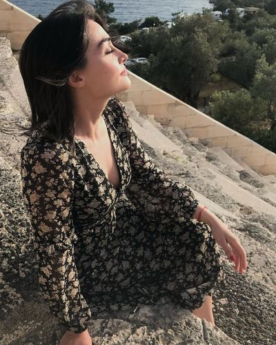 Esra Bilgiç seksi ifşa fotoğrafı 522