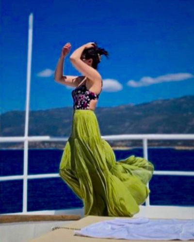 Esra Bilgiç seksi ifşa fotoğrafı 523