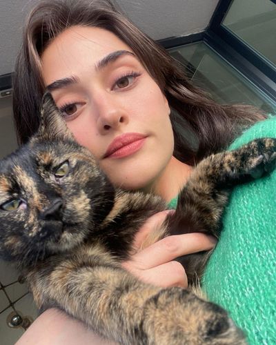 Esra Bilgiç seksi ifşa fotoğrafı 542