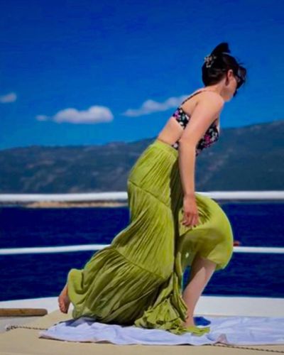 Esra Bilgiç seksi ifşa fotoğrafı 543