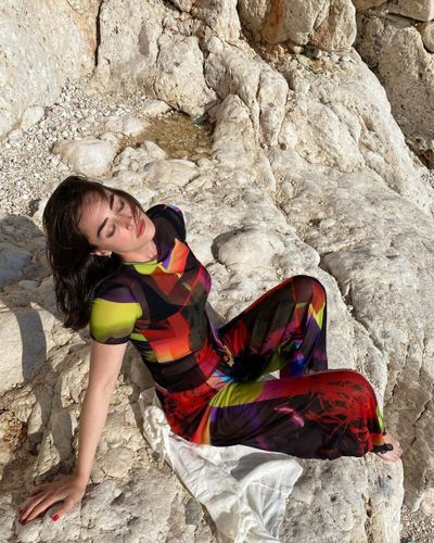 Esra Bilgiç seksi ifşa fotoğrafı 574