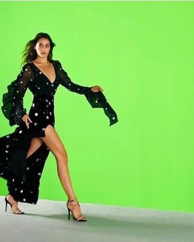 Esra Bilgiç seksi ifşa fotoğrafı 581