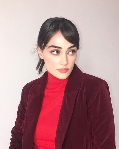 Esra Bilgiç seksi ifşa fotoğrafı 606