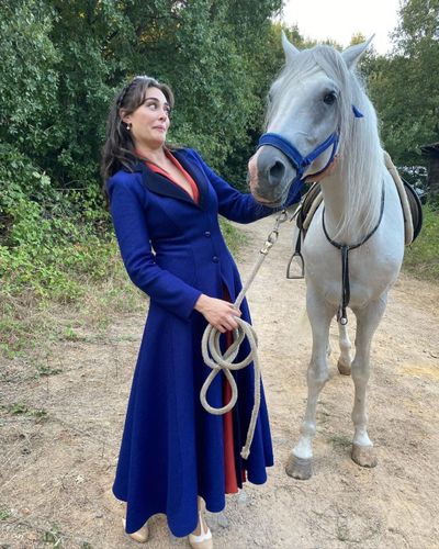 Esra Bilgiç seksi ifşa fotoğrafı 616