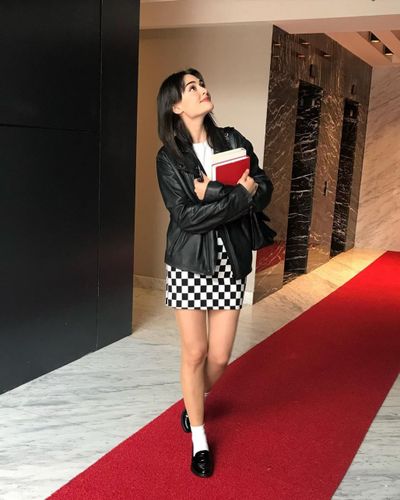Esra Bilgiç seksi ifşa fotoğrafı 642