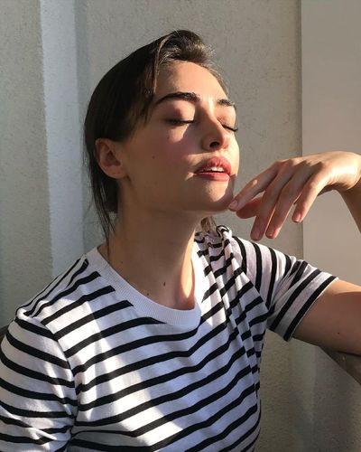 Esra Bilgiç seksi ifşa fotoğrafı 661