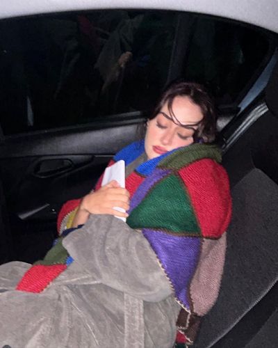 Esra Bilgiç seksi ifşa fotoğrafı 70