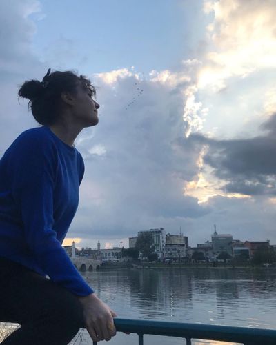 Esra Bilgiç seksi ifşa fotoğrafı 740