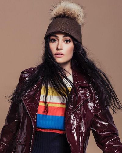 Esra Bilgiç seksi ifşa fotoğrafı 771