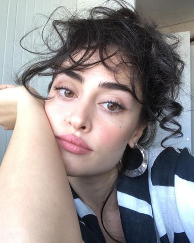 Esra Bilgiç seksi ifşa fotoğrafı 782