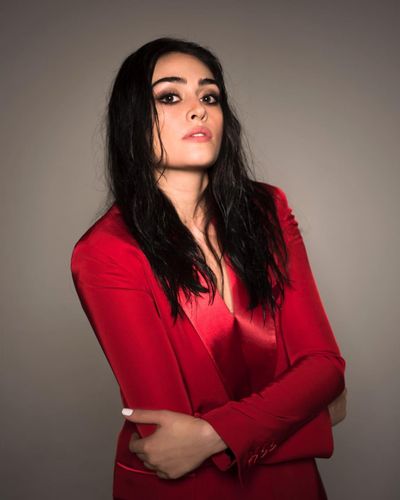Esra Bilgiç seksi ifşa fotoğrafı 783
