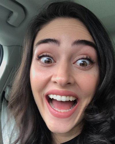 Esra Bilgiç seksi ifşa fotoğrafı 791