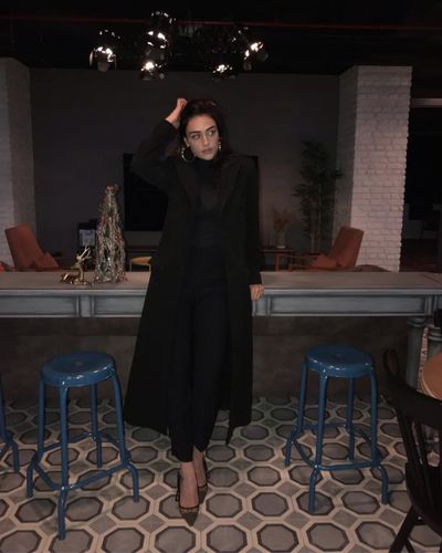 Esra Bilgiç seksi ifşa fotoğrafı 799