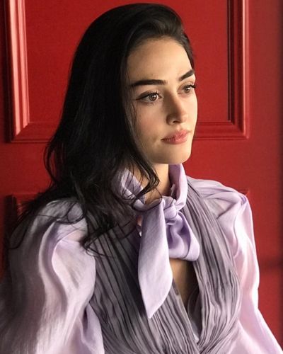 Esra Bilgiç seksi ifşa fotoğrafı 801
