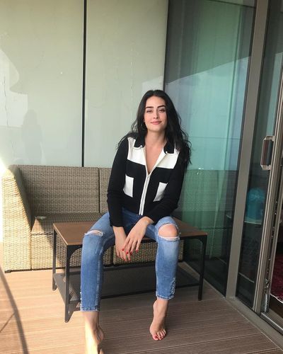 Esra Bilgiç seksi ifşa fotoğrafı 809