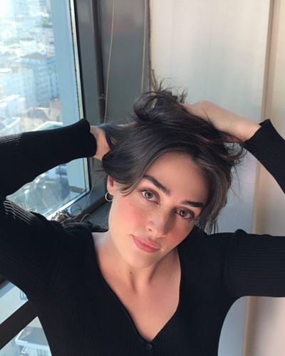 Esra Bilgiç seksi ifşa fotoğrafı 820