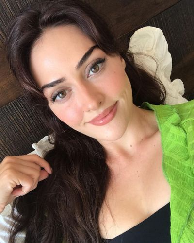 Esra Bilgiç seksi ifşa fotoğrafı 90