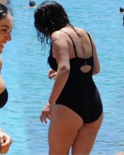 Ezgi Mola seksi ifşa fotoğrafı 25