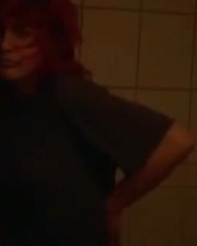 Feride Çetin seksi ifşa fotoğrafı 15 — İki Genç Kız (2005)
