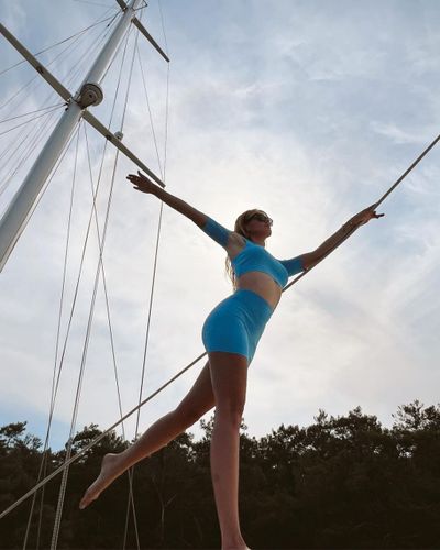 Gizem Karaca seksi ifşa fotoğrafı 122
